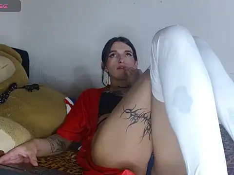 Scarlett_crastrawberry webcam