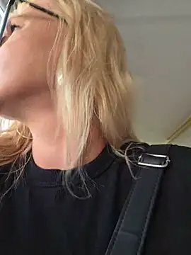 KaylinJan live webcam