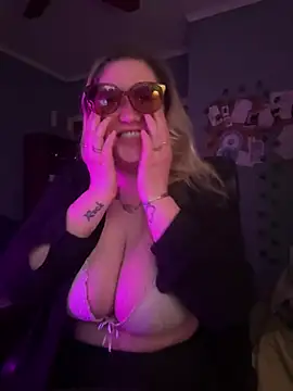 Granlady7 webcam