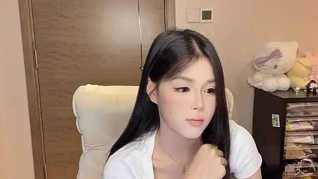 Koi-00 webcam