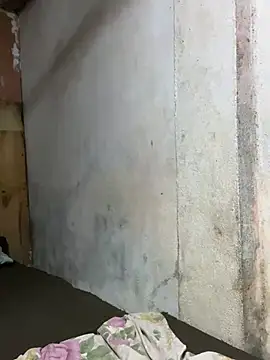 YourHotMenxie18 webcam