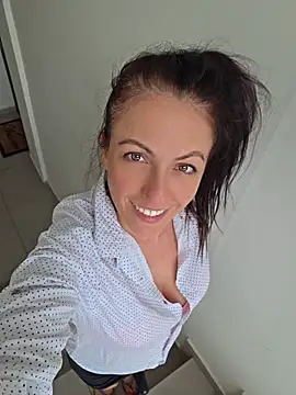 Risky_woman webcam