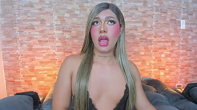 Dreams_Chloe webcam