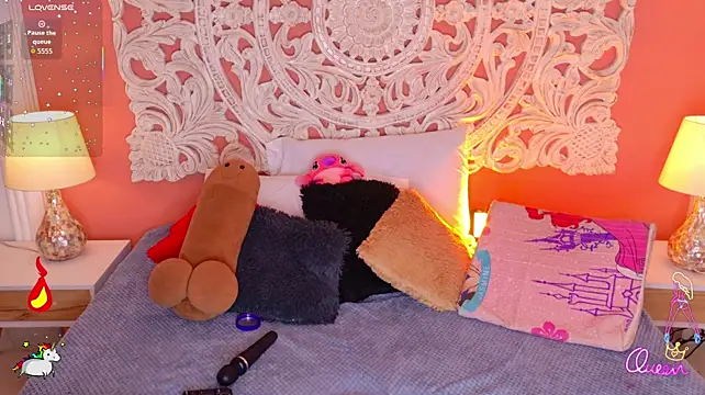 MalaikaBrown webcam