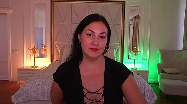VelvetLuck webcam