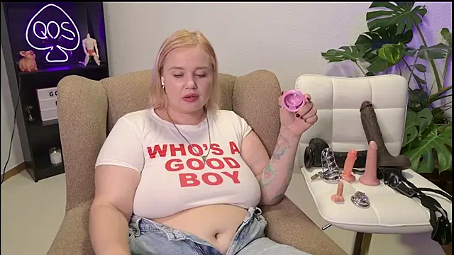 MargotGrey webcam