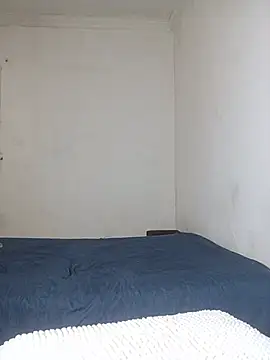 alma_gemea_724's room
