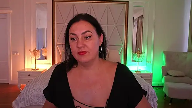 VelvetLuck webcam