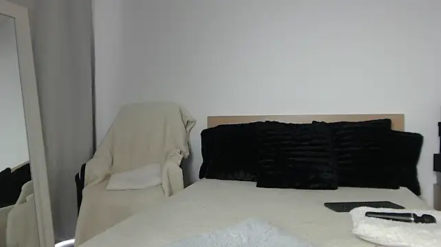 Layla23a webcam
