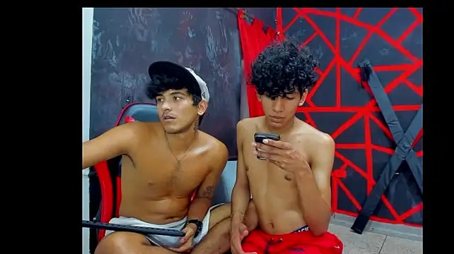 FRIENDS_LATINOS