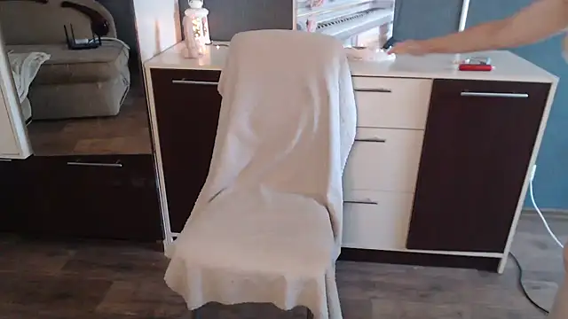 AmoraLuv webcam