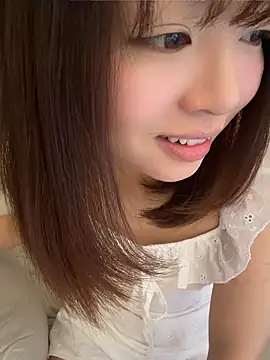 HappySadGirl webcam