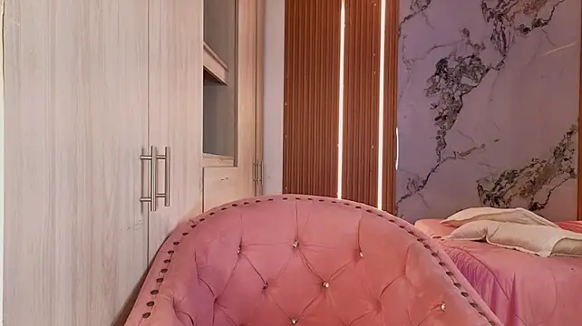 scarlett_nyx webcam