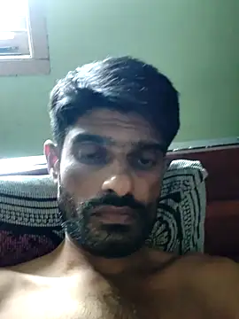 MR_HOT_BOYY webcam