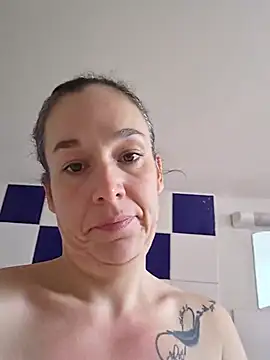 Aliciadelicieuse webcam
