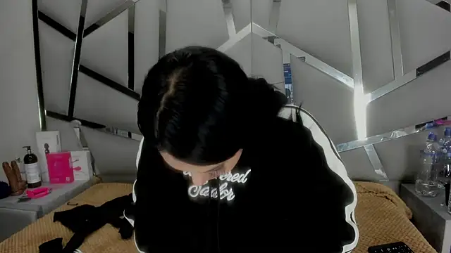 Catherinee69_x webcam