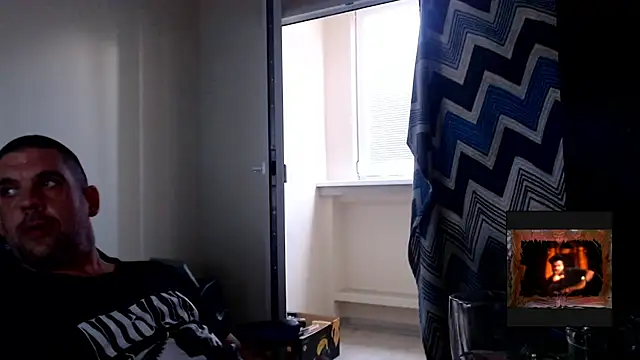 Sully_Kane webcam