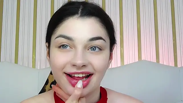 AngelinaWett webcam