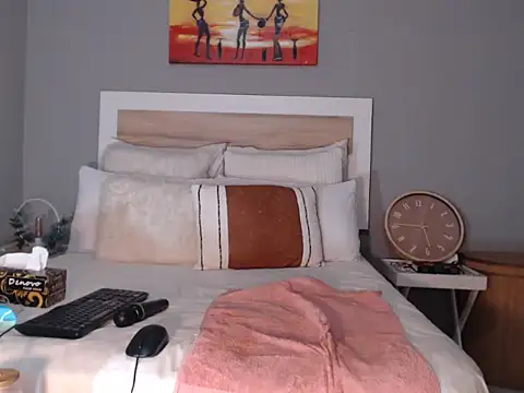 Bee_Bella1 webcam