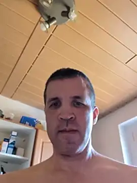 Spritser1980 live cam on StripChat