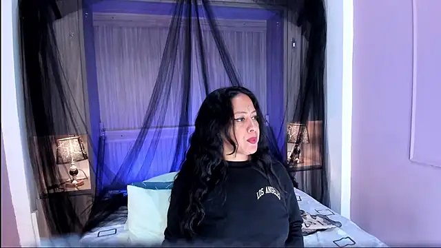 AllieBennet webcam