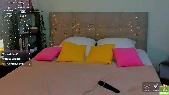 Emma_peach webcam