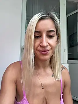 CarlaDesire webcam