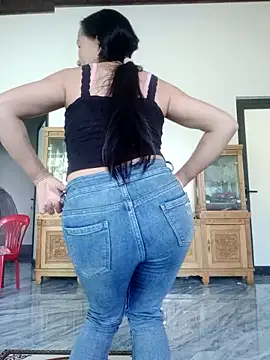 Bella-lynlyn webcam