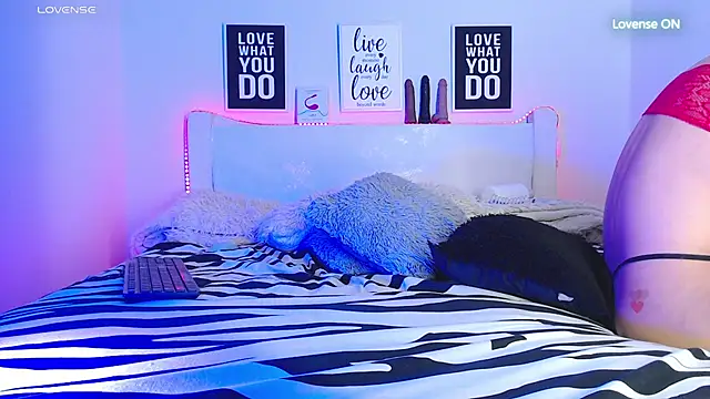 Katty_Miller23 webcam