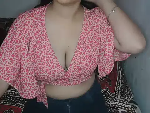 kavya_dr webcam
