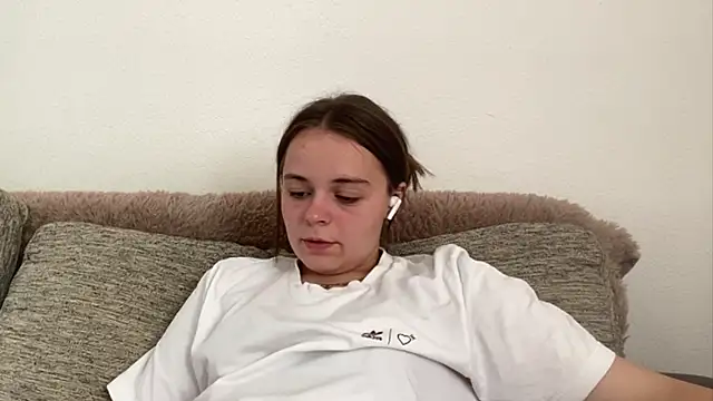 LorileeKaliszewski webcam