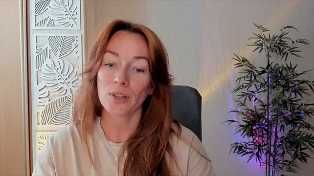 RebeccaMartinez webcam