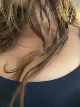 AnnaFlowerBabe webcam
