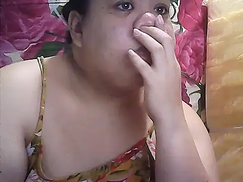 xxsweetshybabe webcam