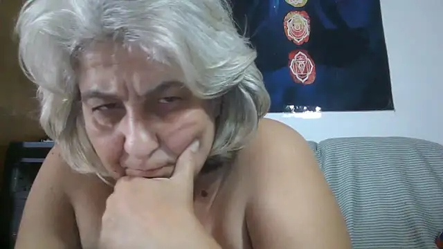 ExquisiteMature webcam