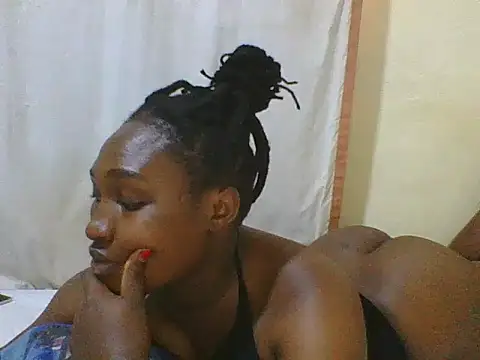 cute_lavenda webcam