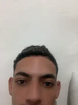 hendricklavel1 (Ask my age) - Bora
