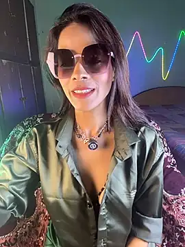 Ivy_the_goddess webcam