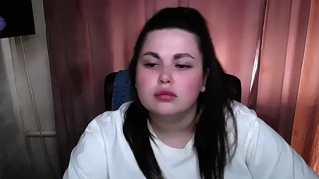 Emily_Mo webcam