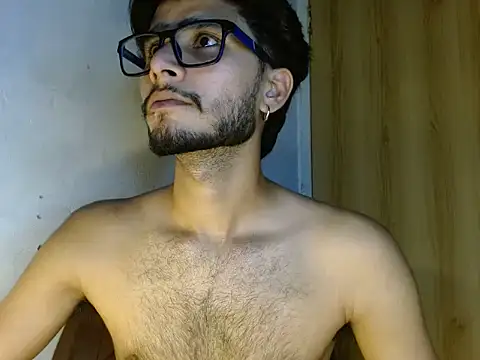 CoralN live cam on StripChat