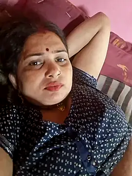 Your-shreya143 live cam on StripChat