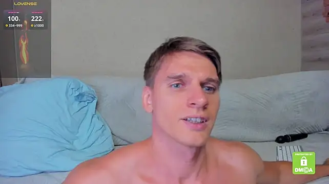 ricky_boltin live cam on StripChat