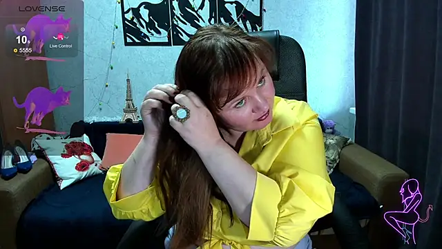 Nikki_March webcam