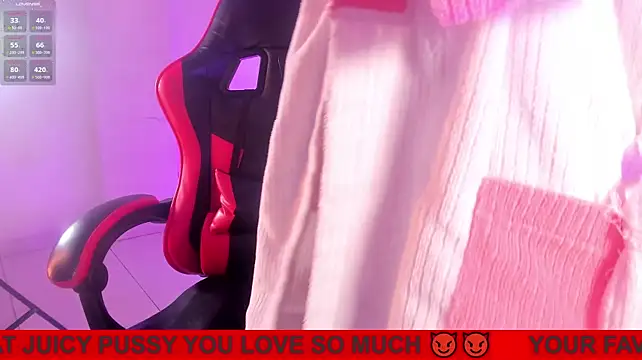 DollyMae_ webcam