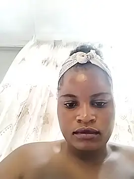 JuicyHoney_01 webcam