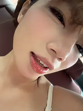 Yiyi-707 live sex cam
