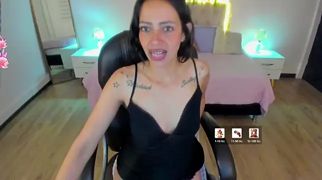 Mariam_Lopez__ webcam