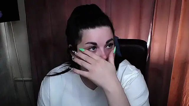Emily_Mo webcam