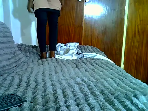 VirginPrincess06 webcam