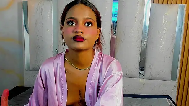 Nicky_Nicoole webcam
